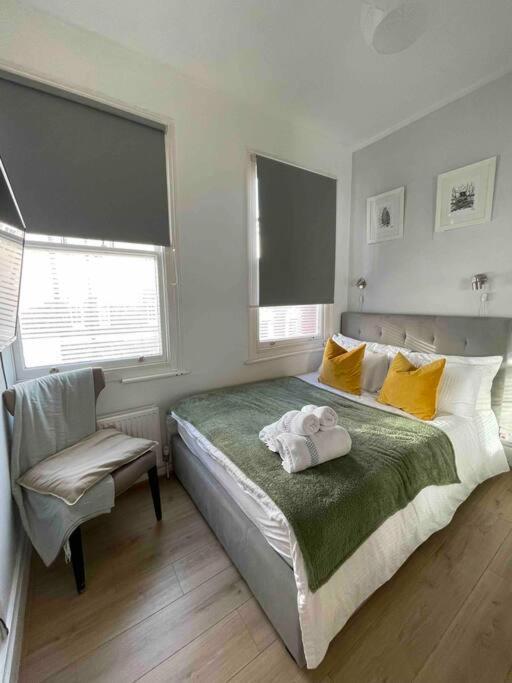 Beautiful And Spacious Flat ロンドン エクステリア 写真