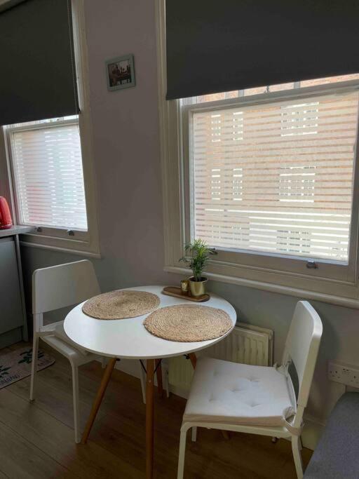 Beautiful And Spacious Flat ロンドン エクステリア 写真